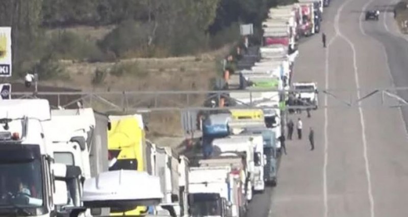 33-километрова опашка от камиони на границата между България и Турция