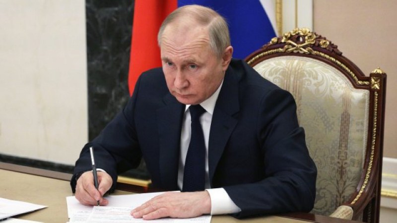 Путин свиква Съветa за сигурност утре