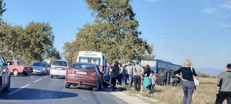 Верижна катастрофа в Граф Игнатиево! Екипи на Спешна и Пожарната пътуват към мястото