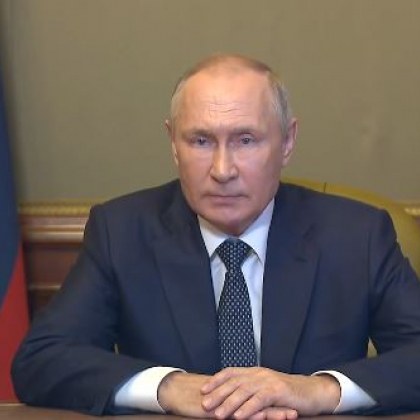 Руският президент Владимир Путин предупреди Киев че ако украинските власти
