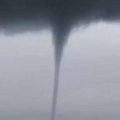 Три смерча се образуваха в Черно море край турския град