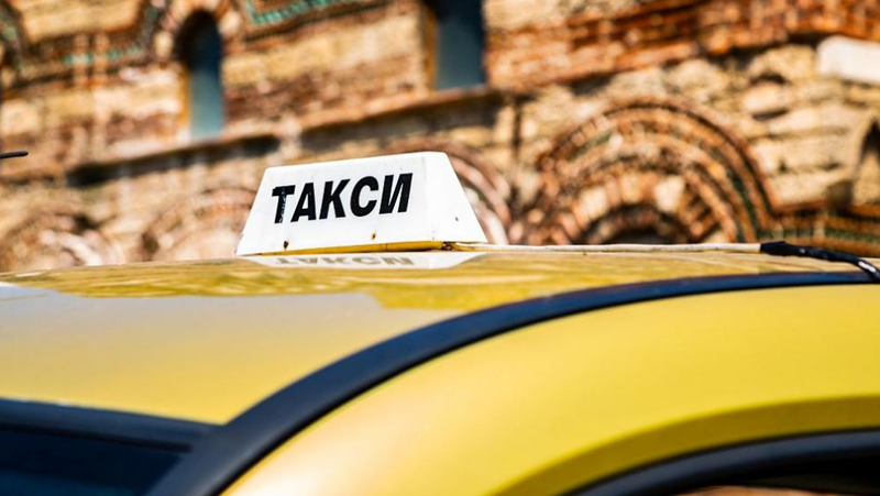 Паник-бутон с връзка със 112 искат таксиметровите шофьори