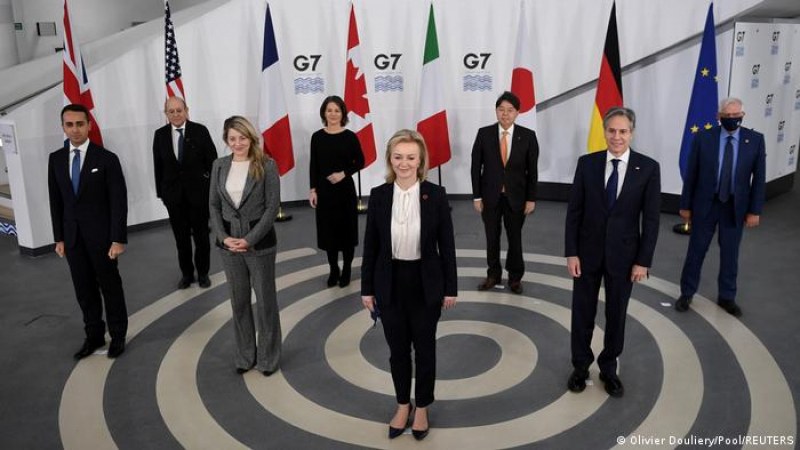 Г-7 на спешна среща заради ескалацията в Украйна