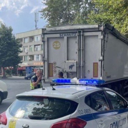 Камион помете пешеходец в Софийско съобщиха от полицията На 10 октомври