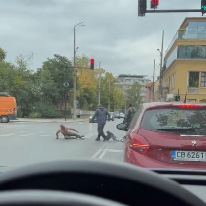 Бой на улицата в Казанлък ВИДЕО
