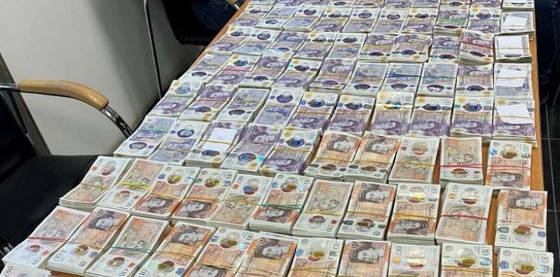 Митническите служители откриха недекларирана валута с левова равностойност 1 084