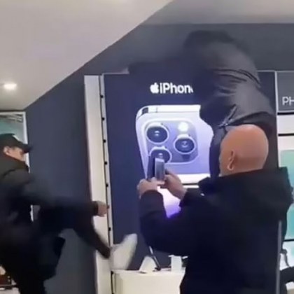 Млади крадци станаха за смях с нелеп обир ВИДЕО