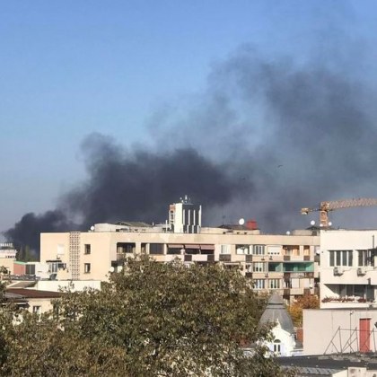 Гъсти облаци черен дим се издигнаха и днес в Пловдив Свидетели