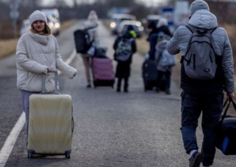 Спират парите за хотелите, настанили украински бежанци