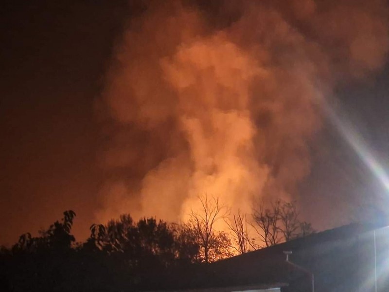 Пожар във военния завод Арсенал в Казанлък.Сигналът е получен малко