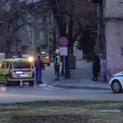 Таксиметров шофьор удари жена на пешеходна пътека в Благоевград Инцидентът е