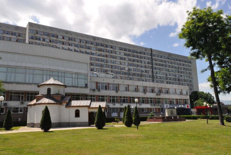 Медици участват в акция за кръводаряване в Пловдив, запасите са намалели значително