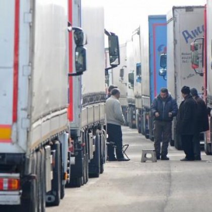 Съпруга на български шофьор на камион трогна мрежата Публикацията на