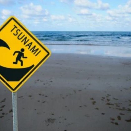 Правителството на Тонга издаде предупреждение за цунами днес след земетресение