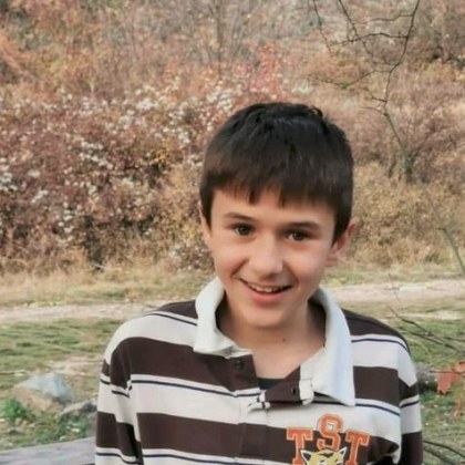 Последна информация за изчезналото момче в Перник съобщават доброволци Хора