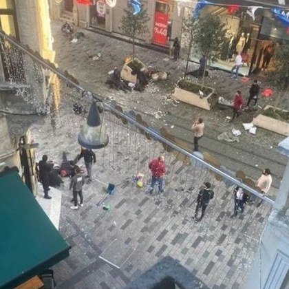 В центъра на Истанбул избухна мощен взрив на популярната сред