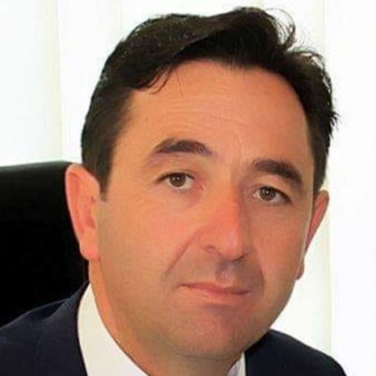 Кметът на Община Кирково Шинаси Сюлейман е бил нападнат на