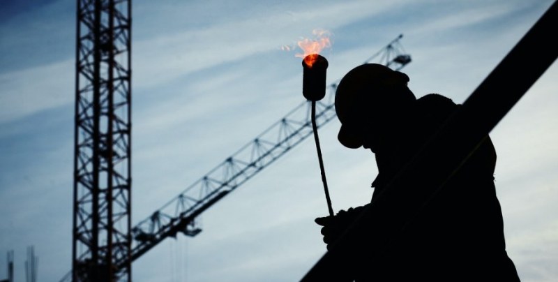 Русия извади от строя почти половината енергийна система на Украйна