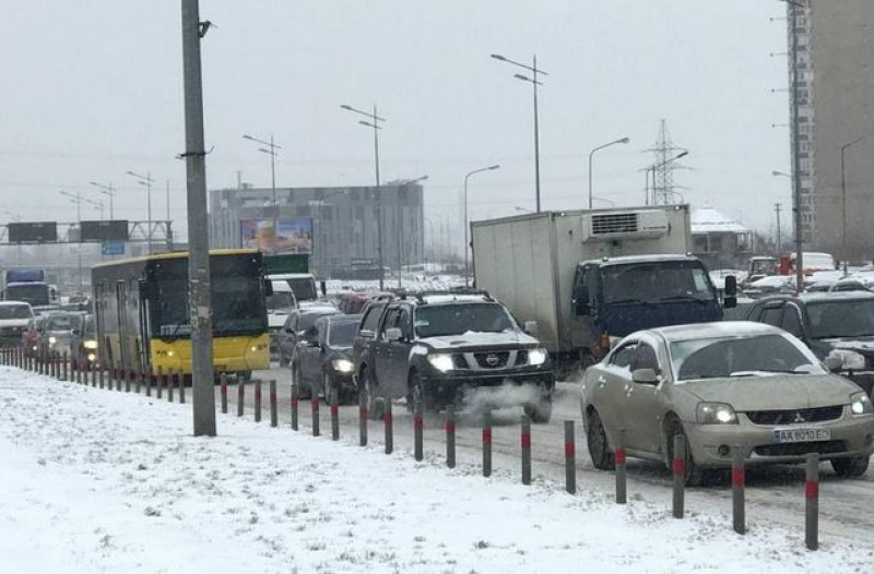 Обилни снеговалежи очакват в Киев, температурите падат под нулата