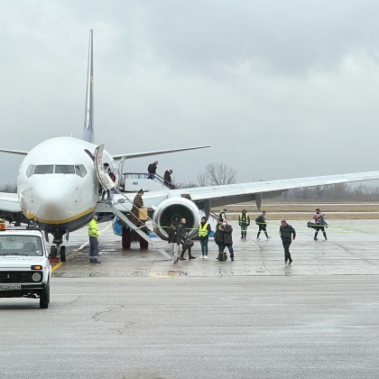 Нови чартърни полети започват от летище Пловдив