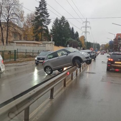 Пътен инцидент стана тази сутрин в София Водач на лека