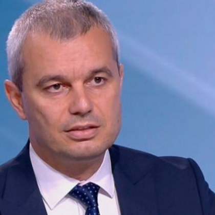 Лидерът на Възраждане Костадин Костадинов призова президентът да наложи вето