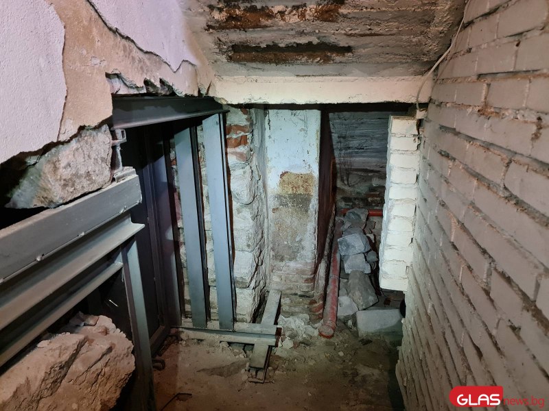Бизнесмен от Пловдив незаконно е прокопал катакомби под Главната