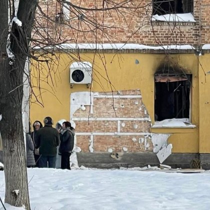 Полицията в киевското предградие Хостомел е арестувала група от осем