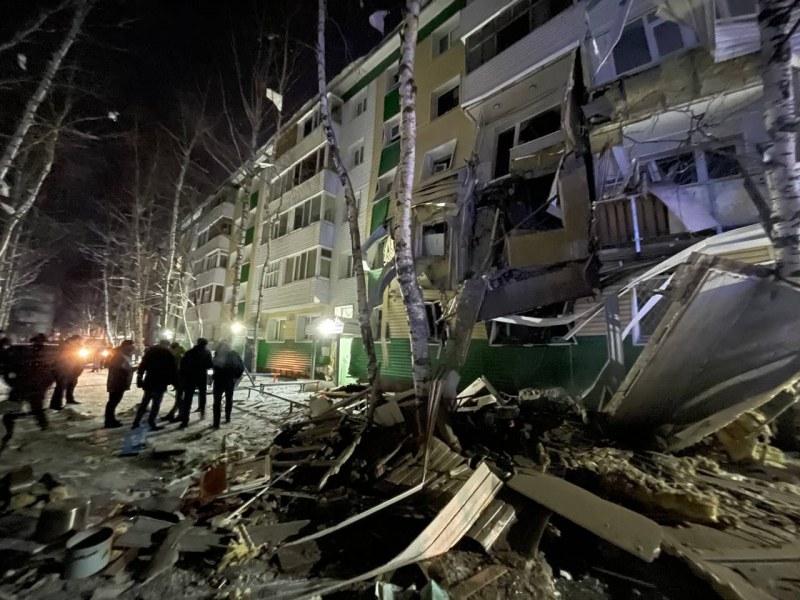 Взрив разруши жилищна сграда в Русия, има загинали