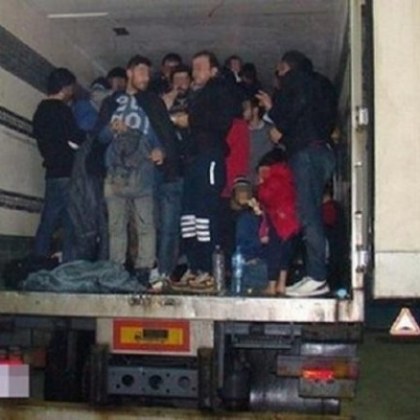 Задържаха турски водач превозвал мигранти в Хасковско Тази сутрин в