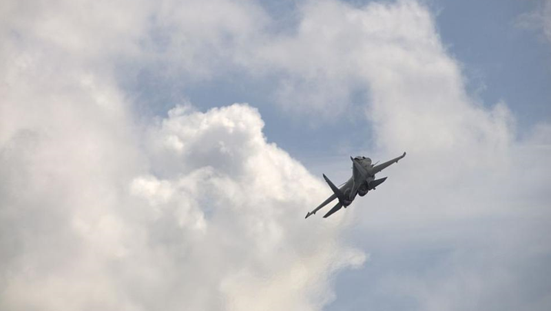 Изтребител МиГ-21 се разби при тренировъчен полет