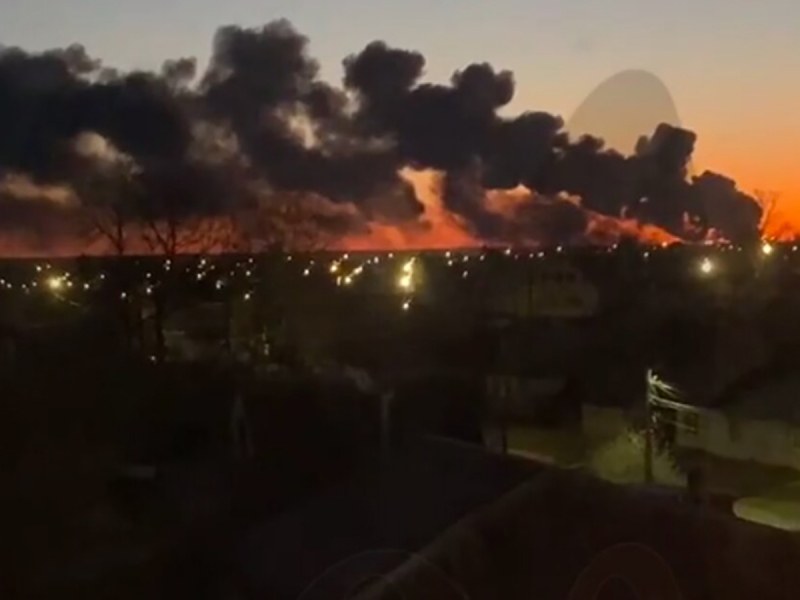 Украйна атакува още едно руско летище през нощта ВИДЕО