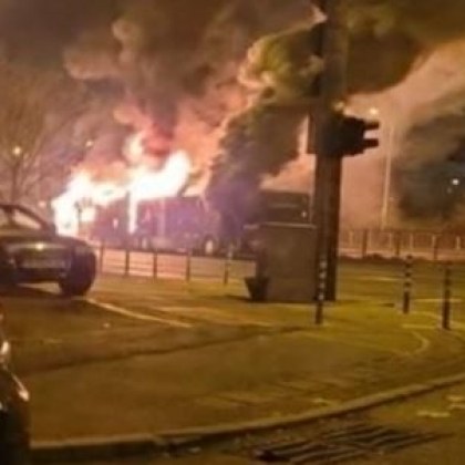 Пожар в автобус на градския транспорт в София рано тази