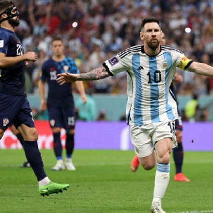 Аржентина се класира за финала на Световното първенство в Катар