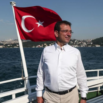 Турски съд осъди днес кмета на Истанбул Екрем Имамоглу популярен