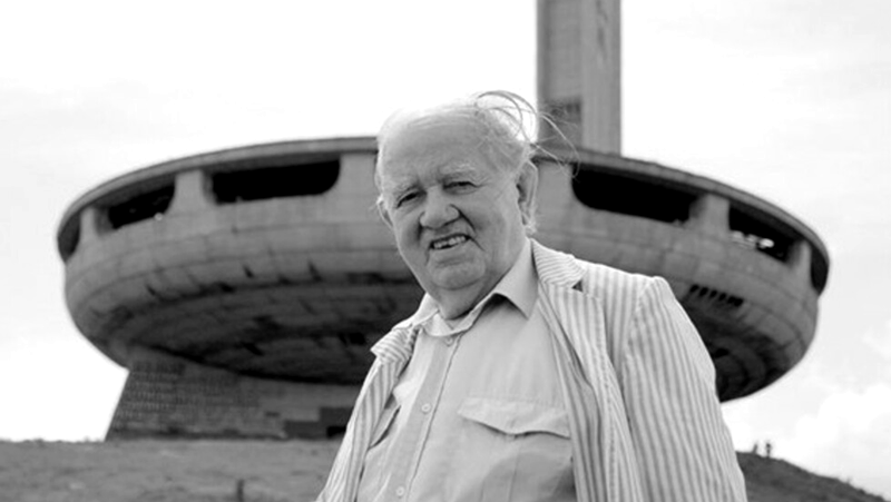 На 14 декември почина Георги Стоилов, български архитект и общественик.