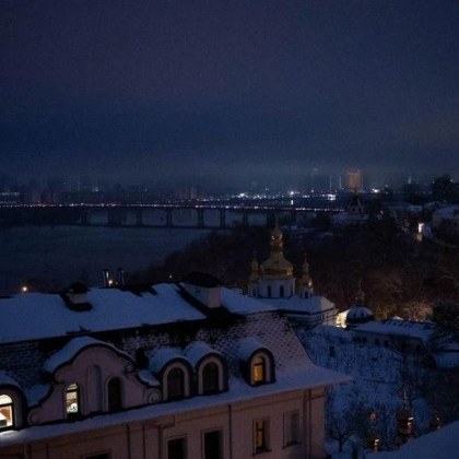 Нови удари над Украйна, стотици хиляди са без ток
