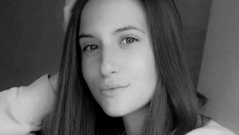 Почина 24-годишната Евдокия от Бургас, която повече от 20 дни