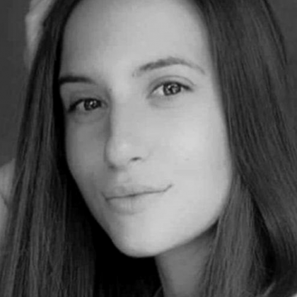 Почина 24 годишната Евдокия от Бургас която повече от 20 дни