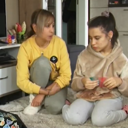 Майка на 16 годишно момиче с детска церебрална парализа от Бургас