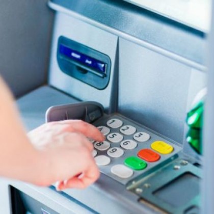 Неизправни банкомати затрудниха жители на Враца  Няколко от устройствата в най големия