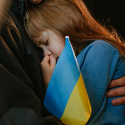 Децата в Украйна не искат подаръци за Коледа, даряват парите на армията