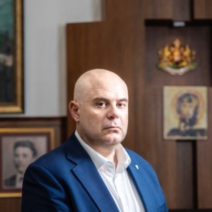 Главният прокурор Иван Гешев с коментар в Twitter за обявеното