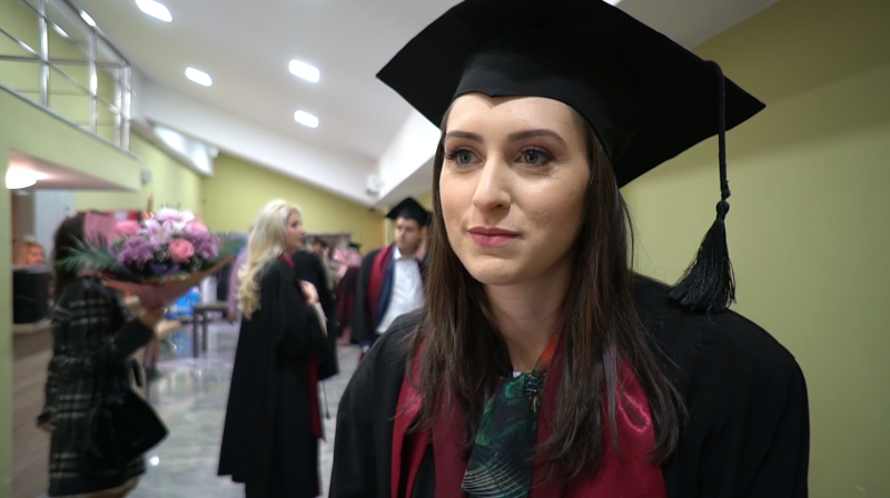 Млади лекари завършиха с отличен МУ-Пловдив и искат да останат в България ВИДЕО