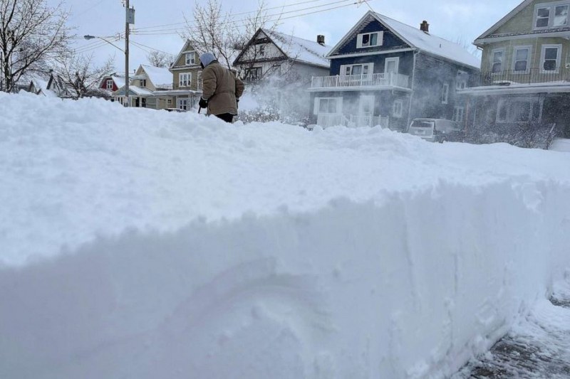 Снежните бури в САЩ - близо 70 са жертвите