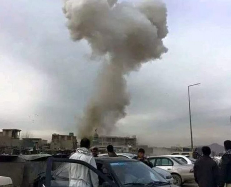 Експлозия избухна край военно летище, има жертви и ранени