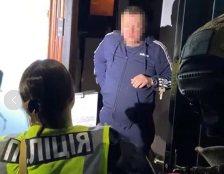 Задържаха мъж, който пуснал фойерверки в новогодишната нощ в Киев,