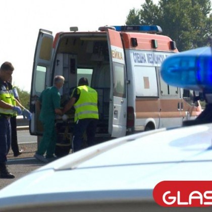 Възрастен мъж издъхна в болница след тежка катастрофа край Попово