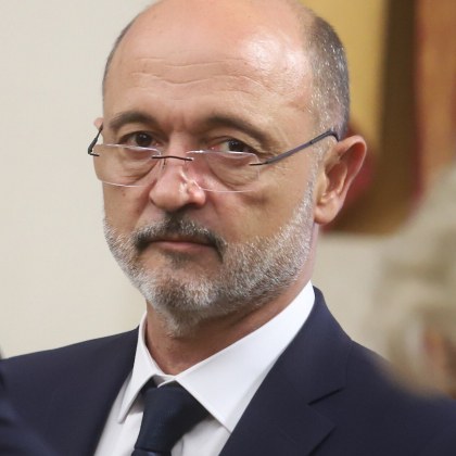 Гарантирам, че ще имаме хеликоптер до края на септември