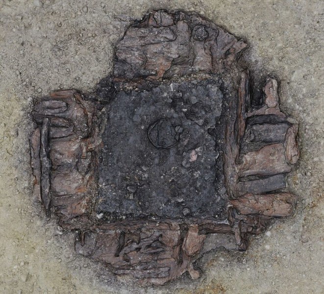 3000-годишен дървен кладенец на желанията е открит в Германия СНИМКИ
